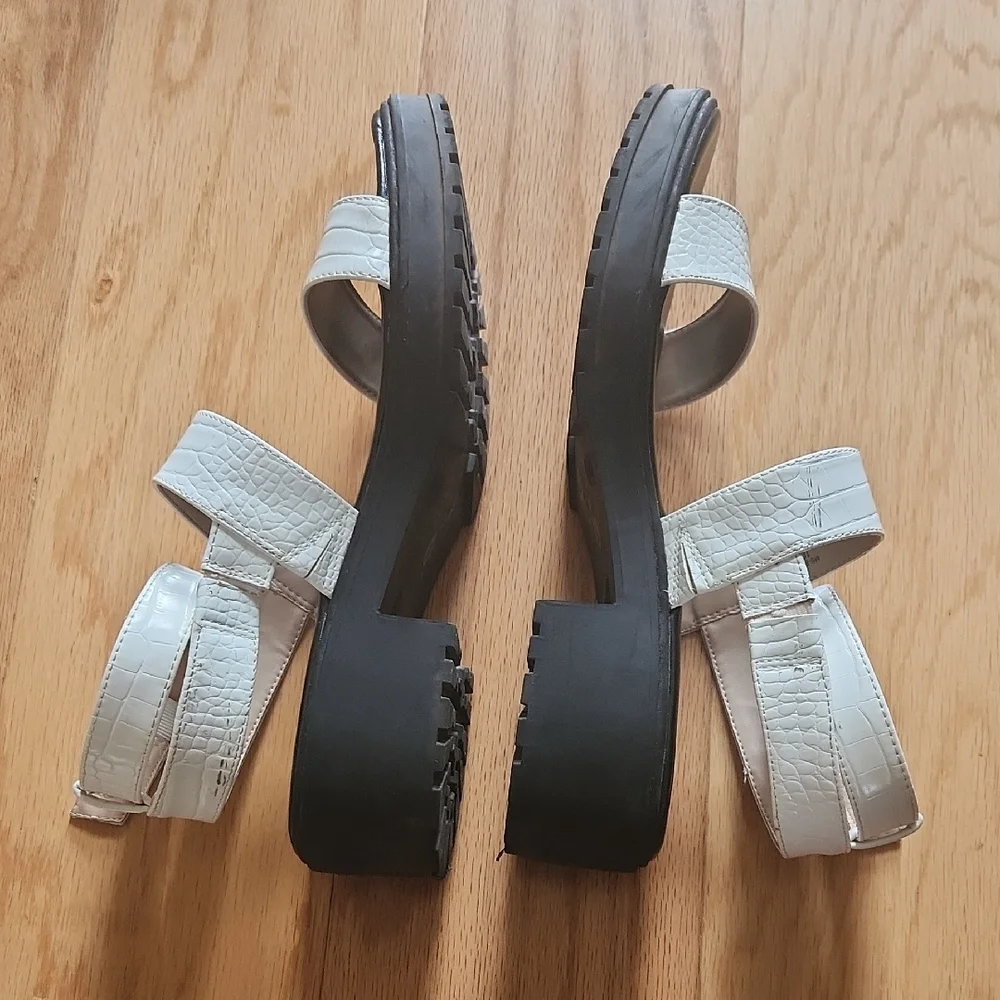 Mix No. 6 Black and White Platform Sandals Size 10 M